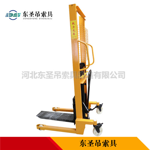 堆高车手动液压与电动堆高车存在的差异侧面展示--168飞艇开奖官网开奖记录查询结果--小型搅拌机|石材夹具|液压堆高车|手动叉车