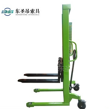 手动液压堆高叉车--168飞艇开奖官网开奖记录查询结果--液压堆高车|手动叉车|小型搅拌机|石材夹具