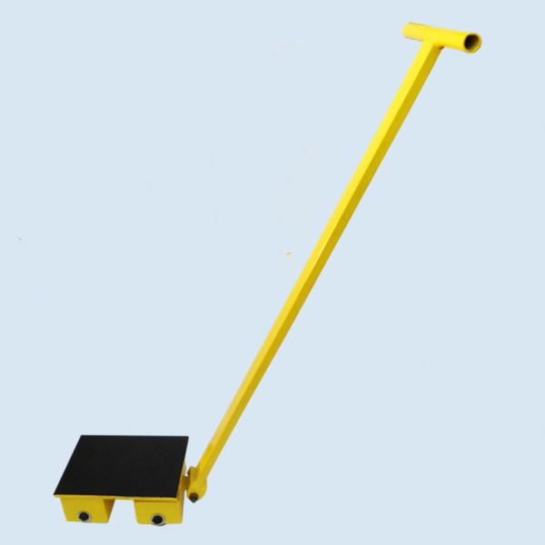 180度转向搬运小坦克车