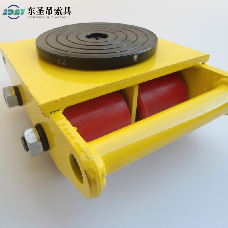 6吨小坦克车正面