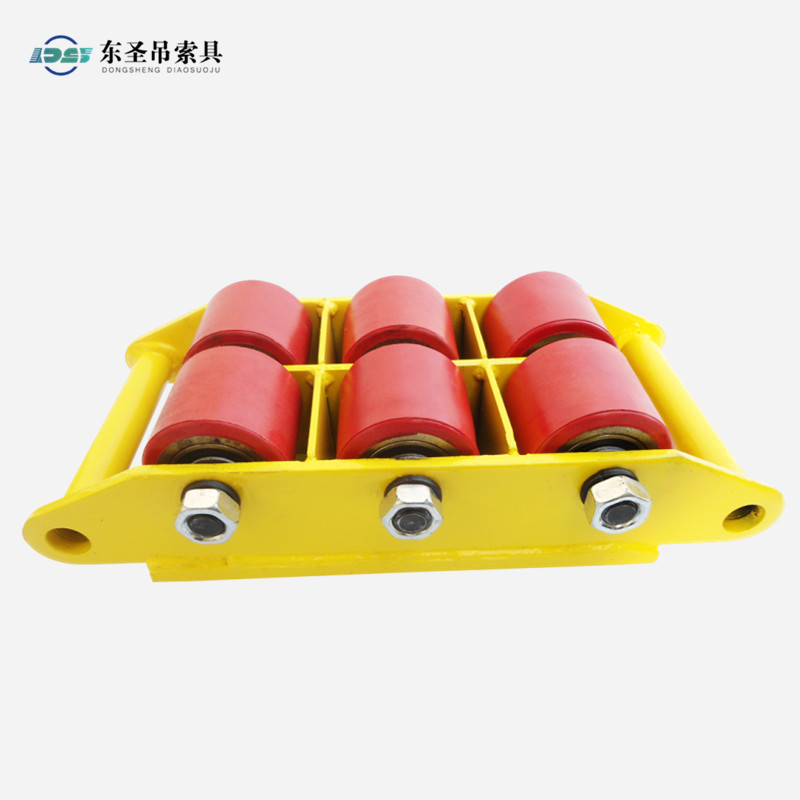 8吨搬运小坦克车底部胶轮